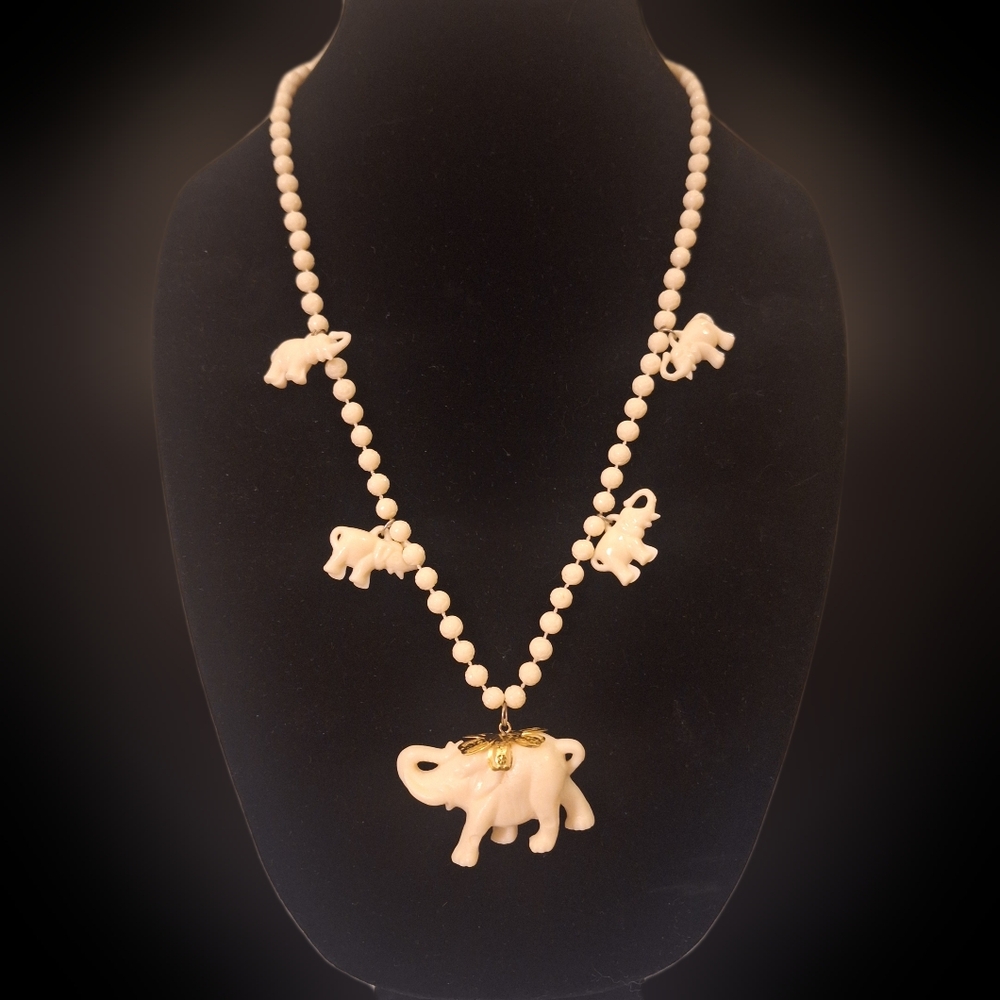 Vintage Elephants Trunks Up for Luck Plastic Beaded Rose 1970s Cream Necklace